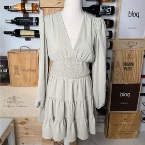 Gianni Bini Women’s Smocked Waist Mini Dress – Size Small